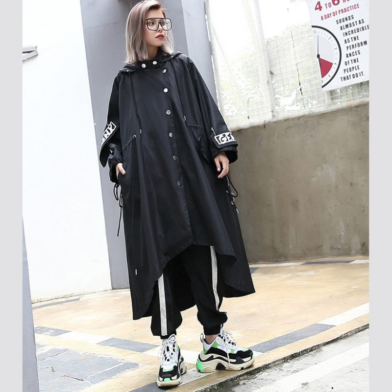 Boutique Svart Kappa Oversize Huva Dam Batwing Sleeve Asymmetrisk Design Kappor - Trenchcoats för kvinnor