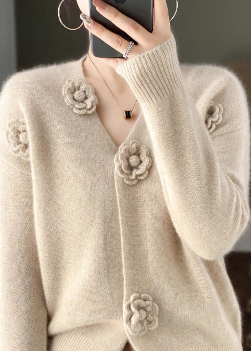 Handgjord Beige V-hals Blommig Virkad Cashmere Stickad Cardigan Spring - Koftor för kvinnor