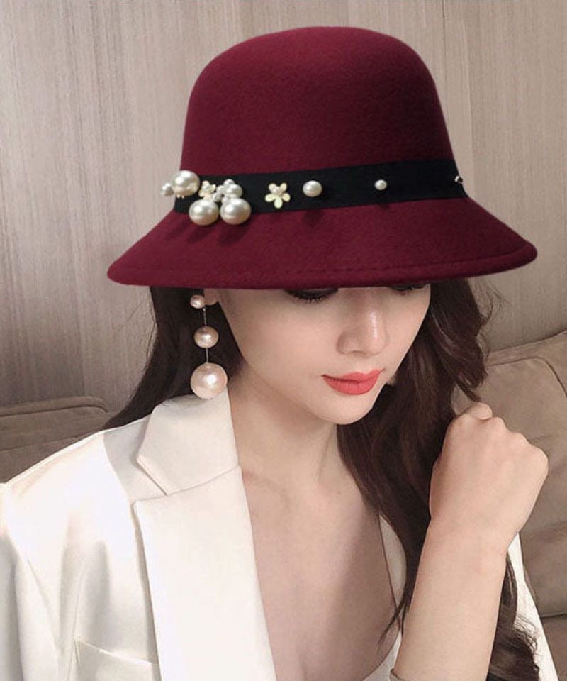 Vacker Mulberry Pearl Fine Woolen Cloche Hat