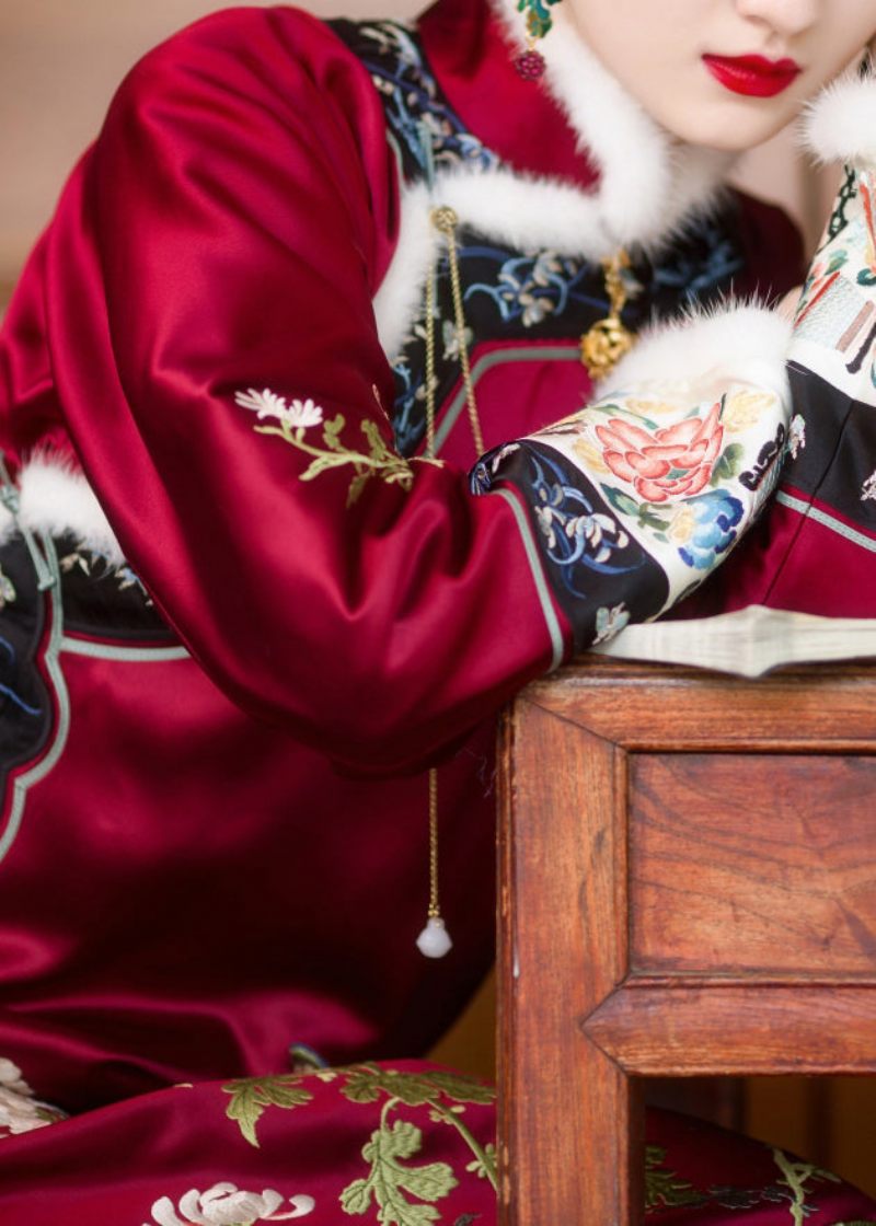 Vintage Röd Fuskpälskrage Broderad Knapp Sida Öppen Tjock Siden Cheongsam Långärmad - Vinterkappor för kvinnor